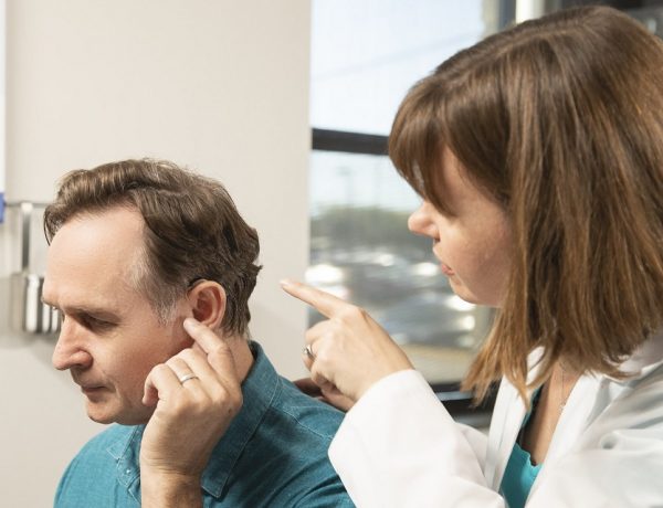 How Do Doctors Treat Hearing Loss