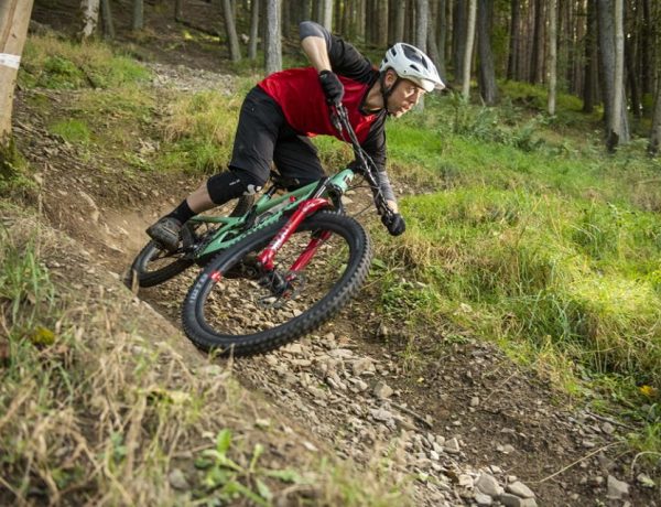 How To Improve Your Cornering Skills For Mountain Bikes