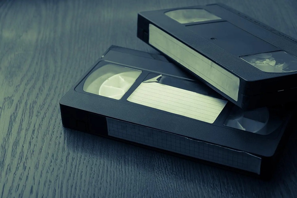 Convert Your VHS Tapes Into DVD Formats Using A VHS Player