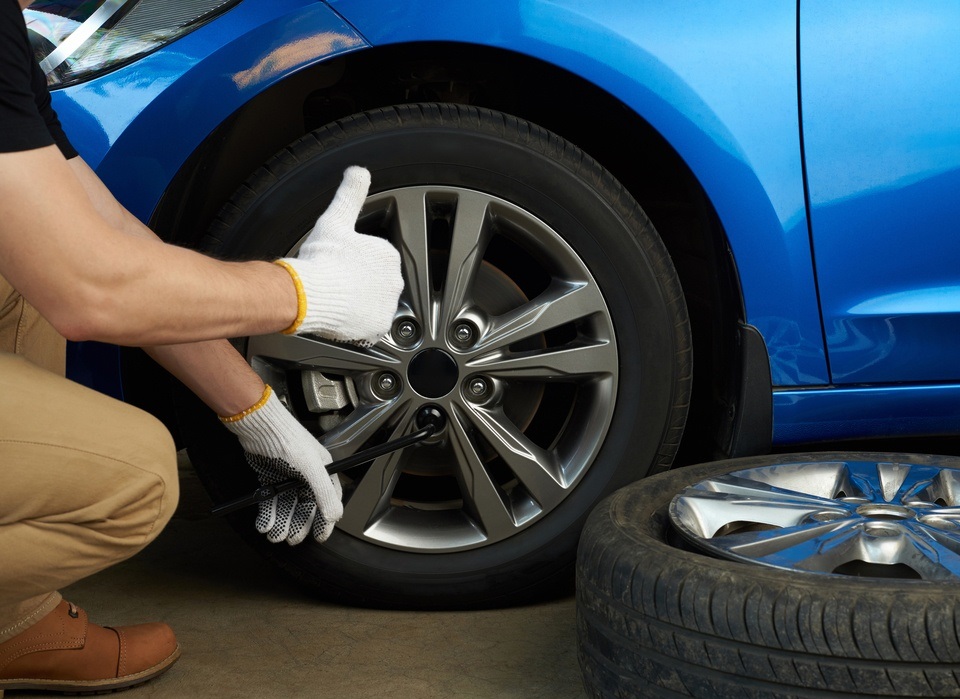 Signs Your Tyres Need To Be Replaced Before Going Towing