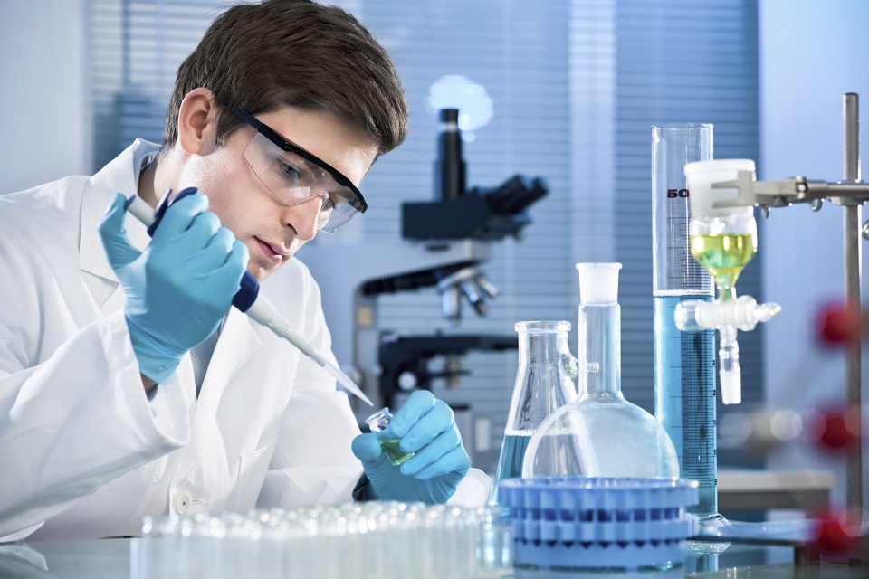 Advantages Of Lab-Based Testing For DNA Testing