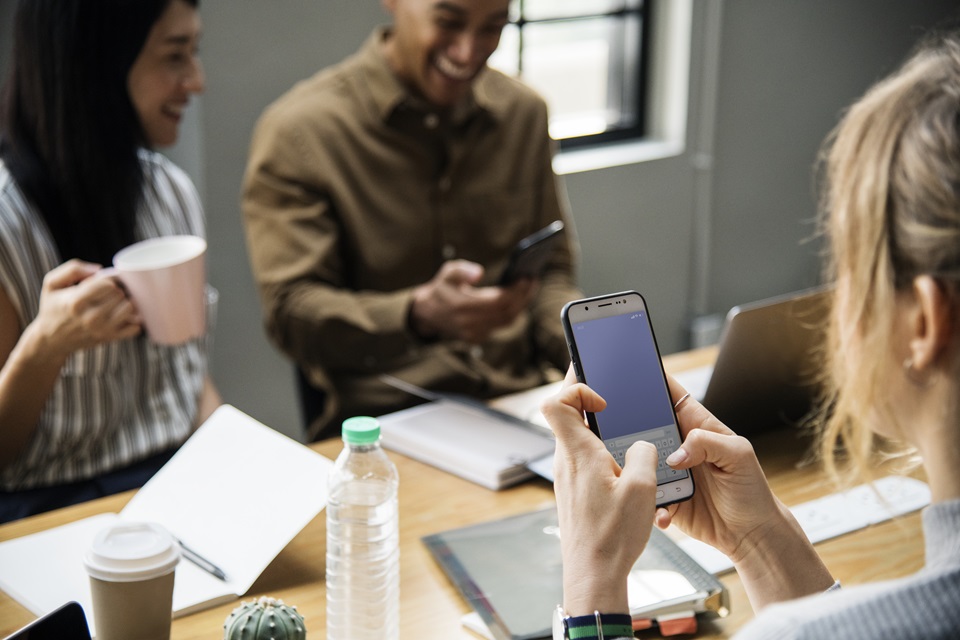 Innovative Uses Of Mobile Work Platforms In Modern Workplaces